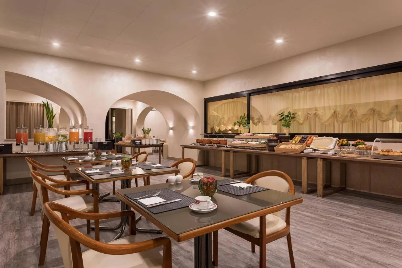 Four Points by Sheraton Padova-2
