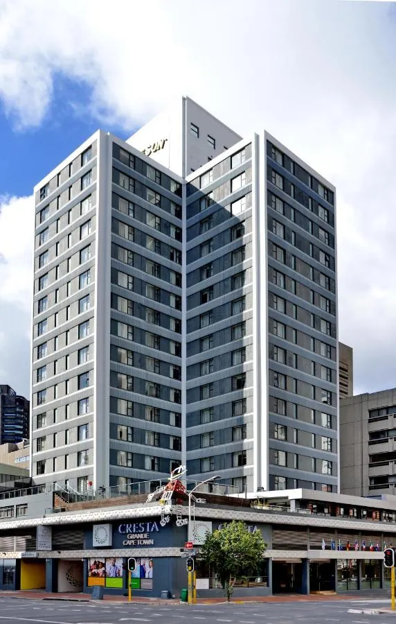 Strand Tower hotel slide-3