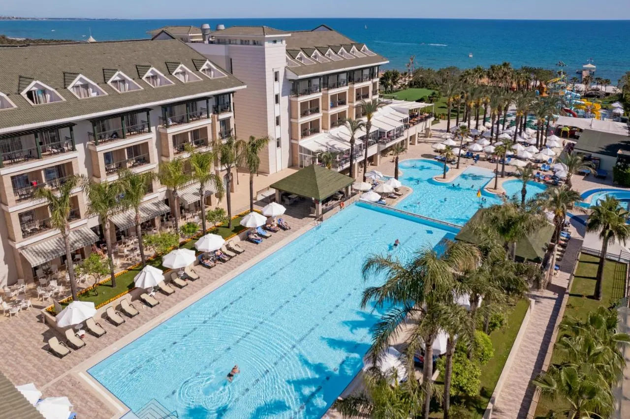 Alva Donna Beach Resort Comfort slide-4