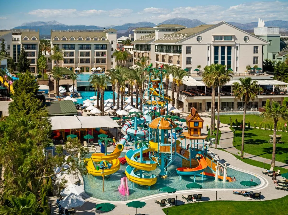 Alva Donna Beach Resort Comfort slide-5