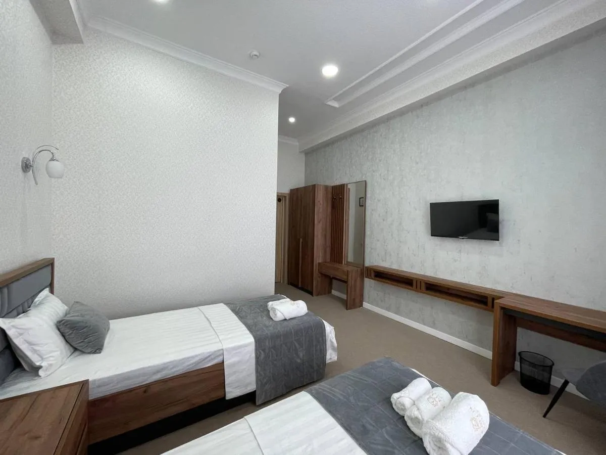 Emin hotel-1
