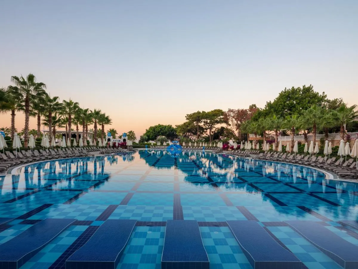 Rubi Platinum Spa Resort And Suite slide-4