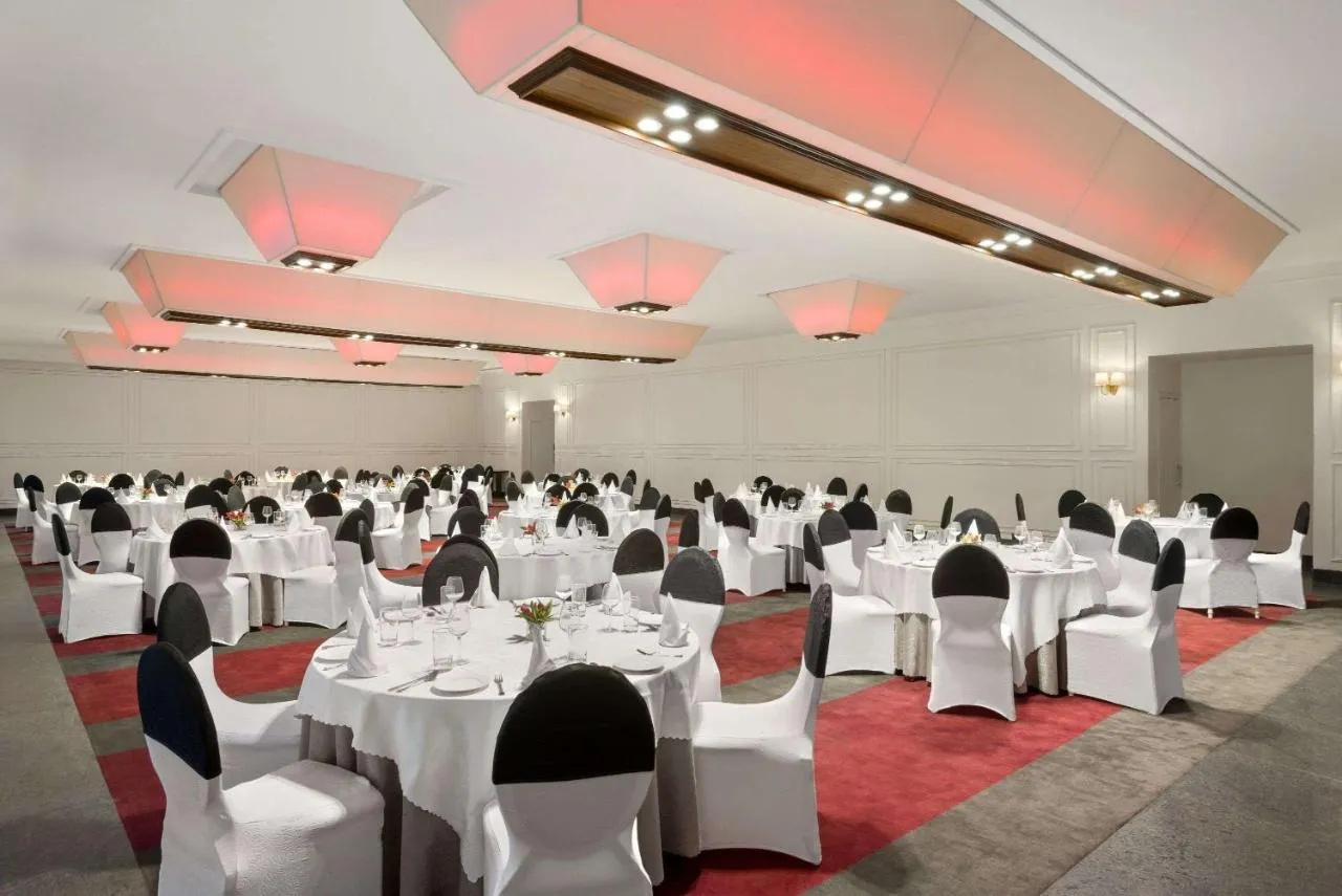 Ramada Plaza Agra hotel-1