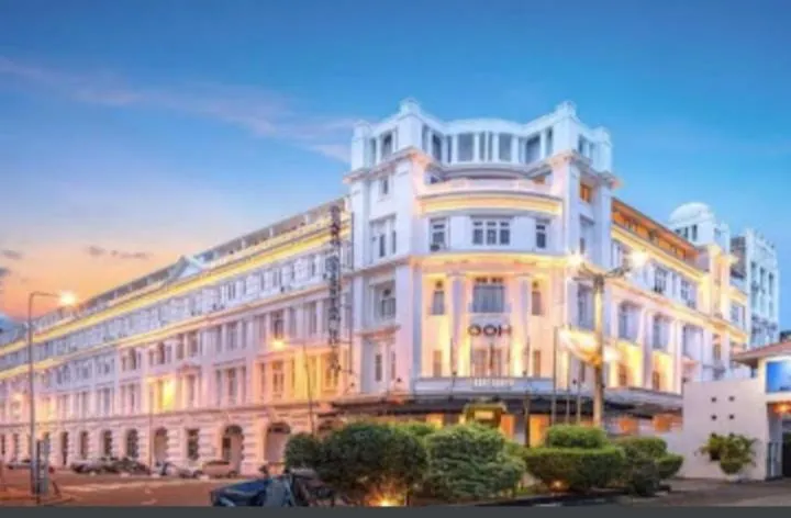 Grand Oriental Hotel slide-3