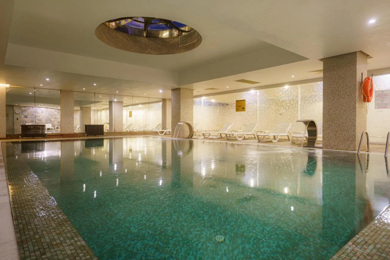 Boyalik Beach Hotel & Spa slide-4