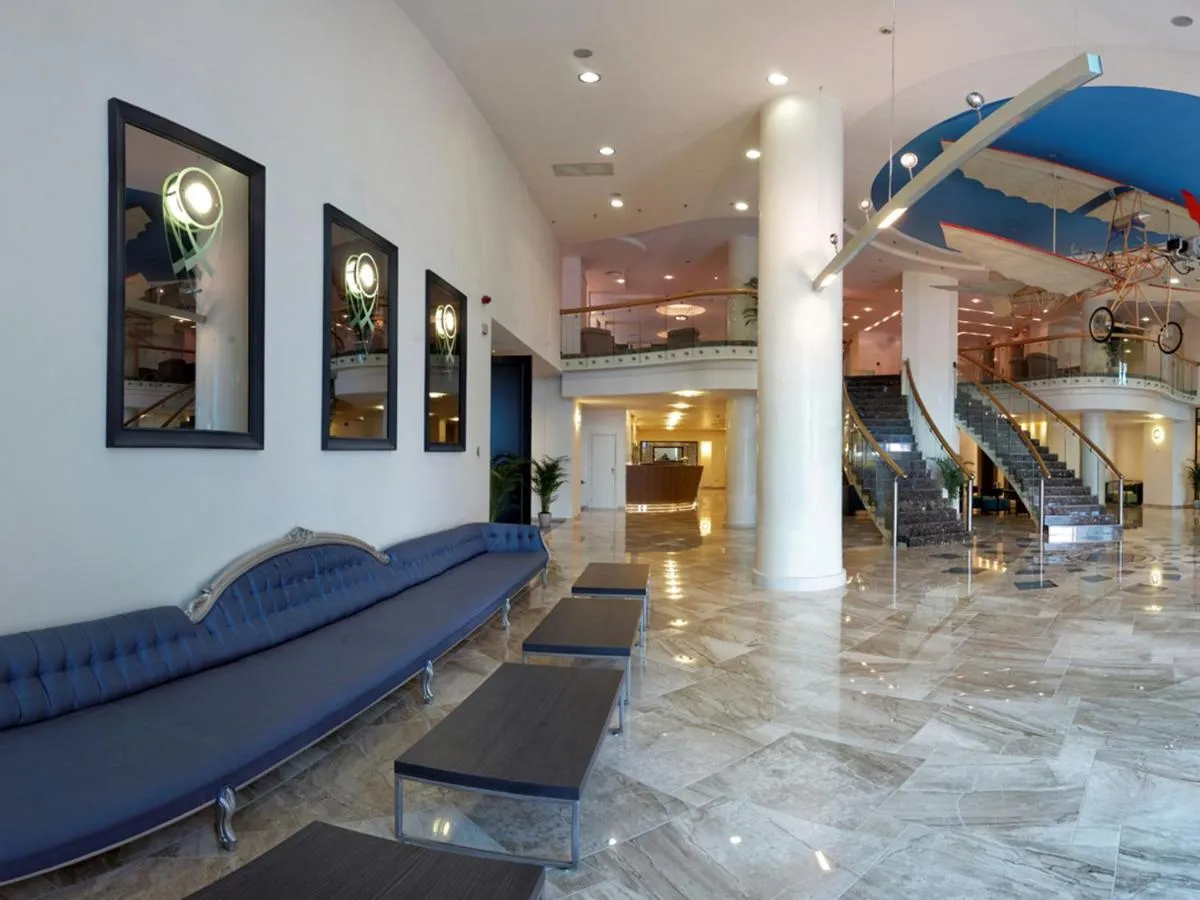 Astera Hotel & Spa slide-3