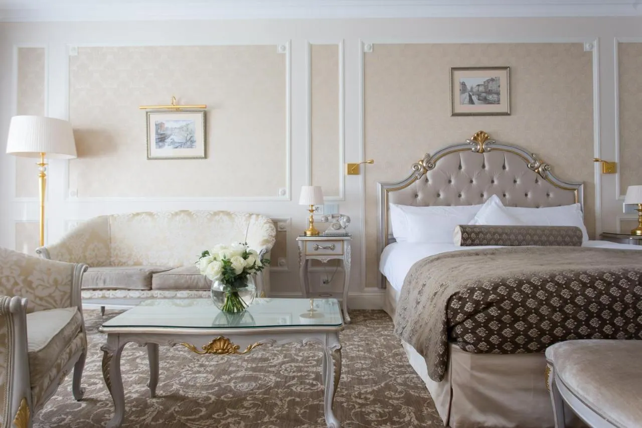 The State Hermitage Museum Official Hotel-2