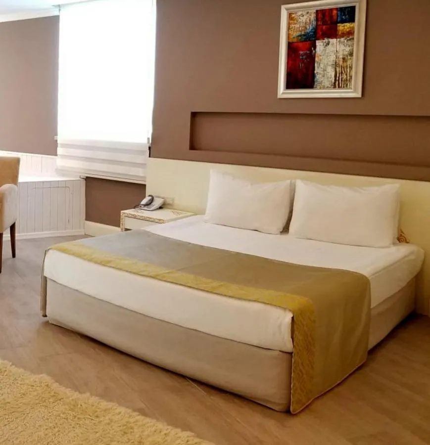Crystal Admiral Resort Suites & Spa-2