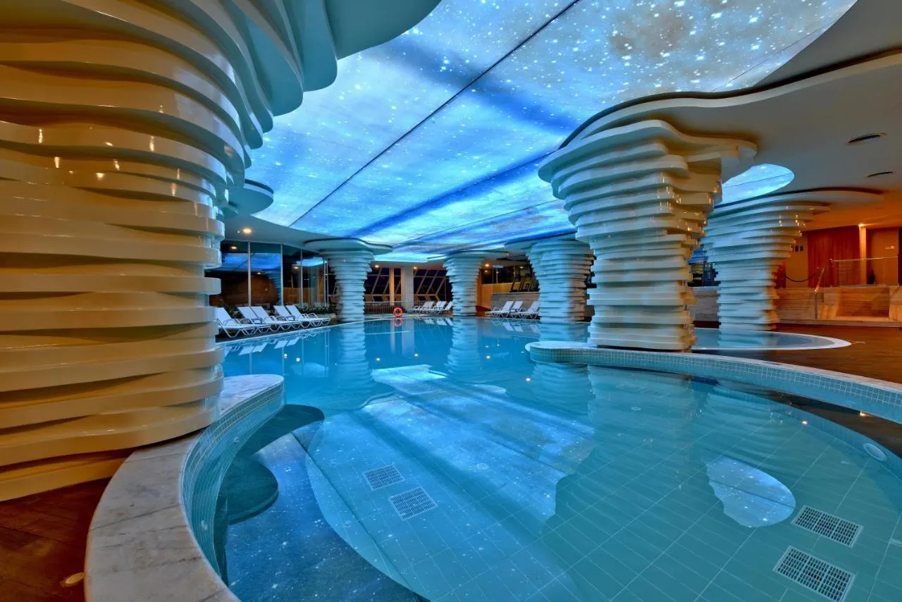 Side Star Elegance hotel slide-5