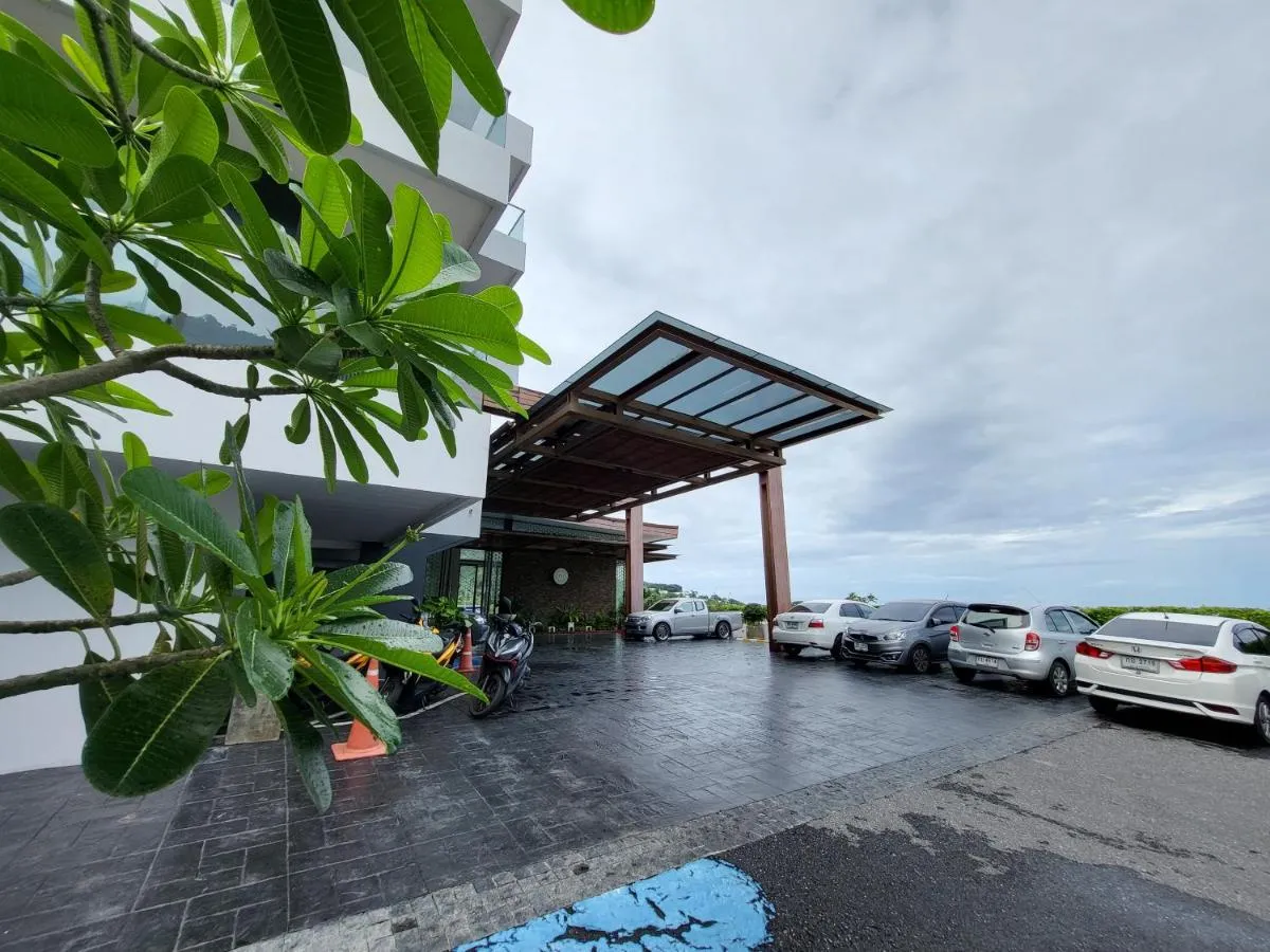 Eastin Yama Phuket hotel slide-5