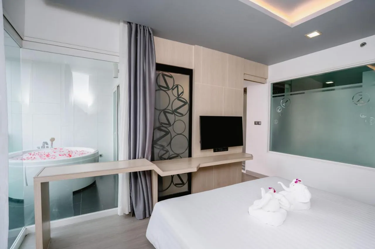 Sleep With Me hotel slide-1