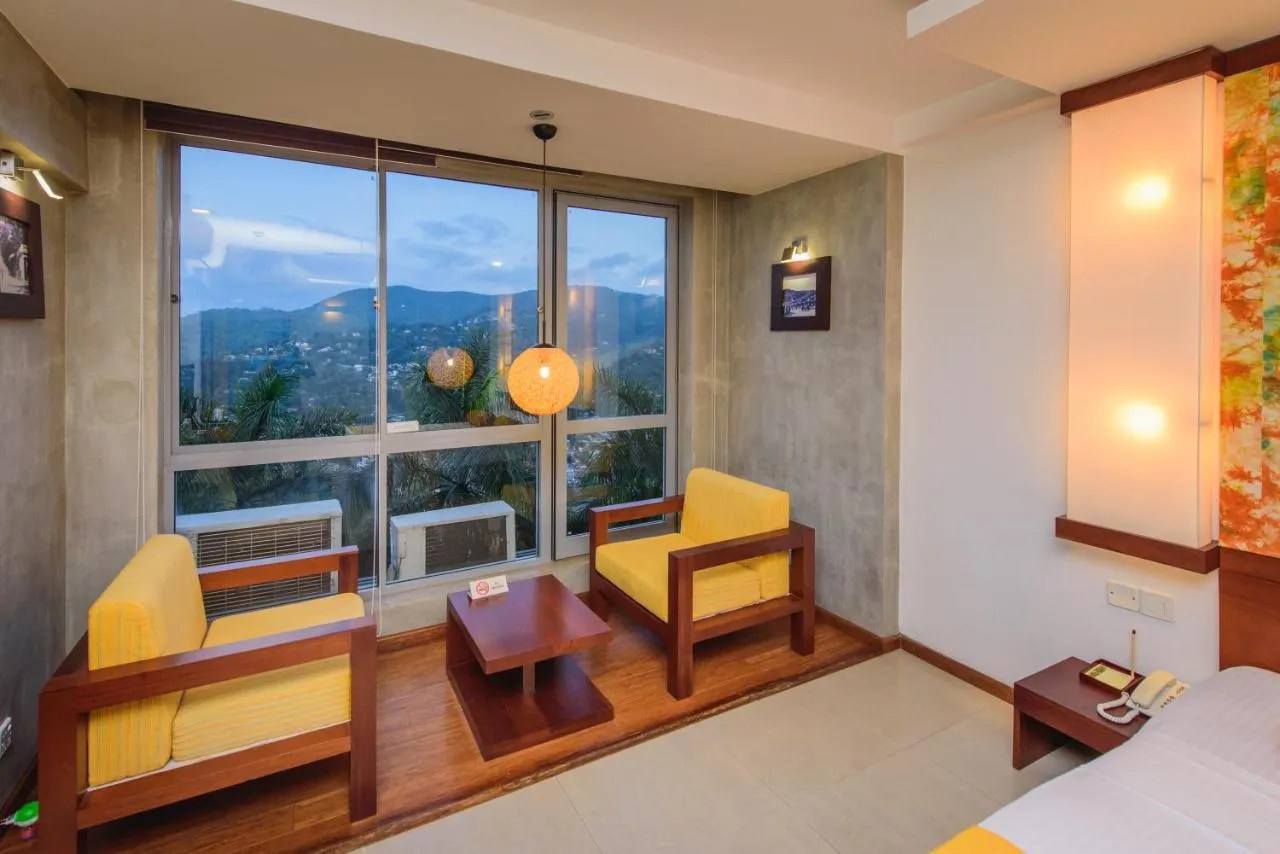 Hotel Topaz-1