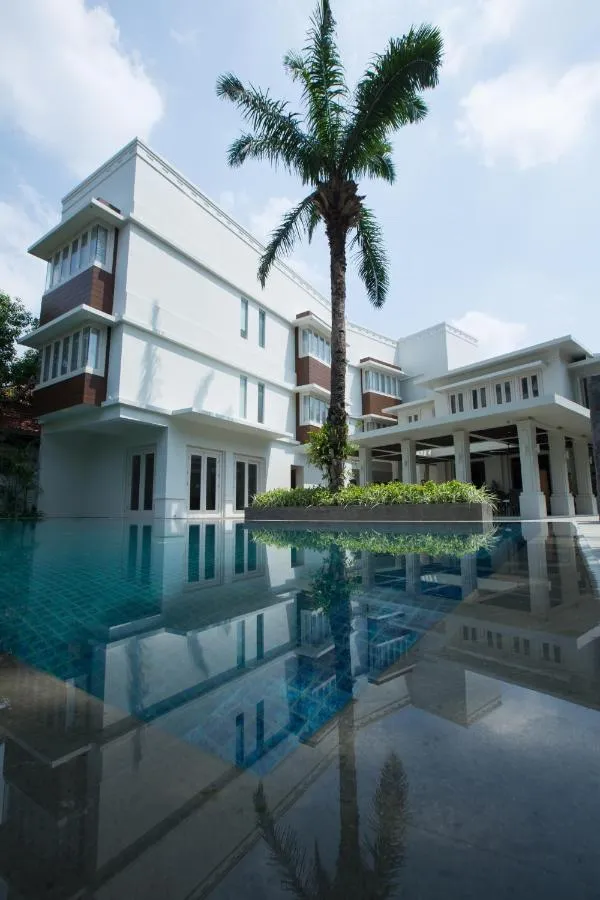 The Shalimar Boutique Hotel slide-4