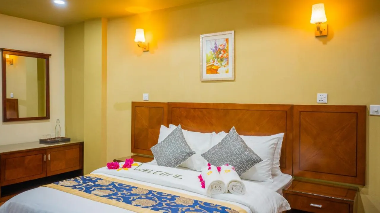 Blue Wave Hotel Maldives-1
