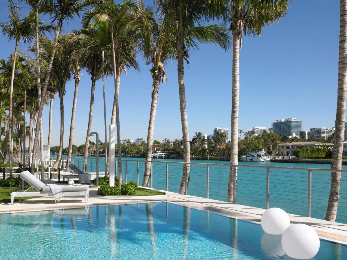 Grand Beach Hotel Bay Harbor-1