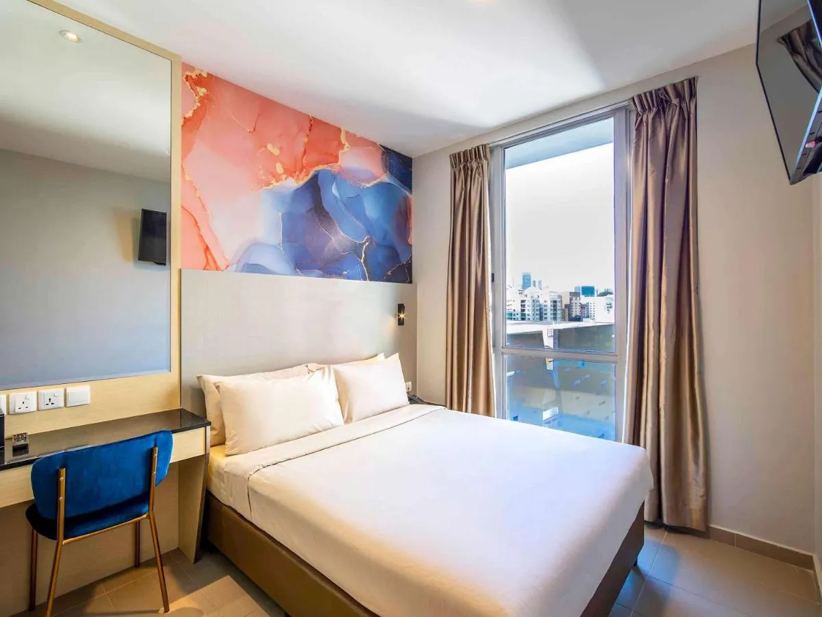 ibis Styles Singapore Albert slide-4