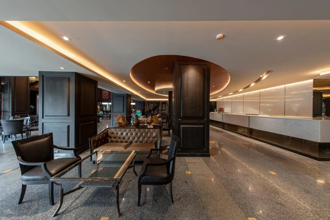 Manhattan Hotel Bangkok-2