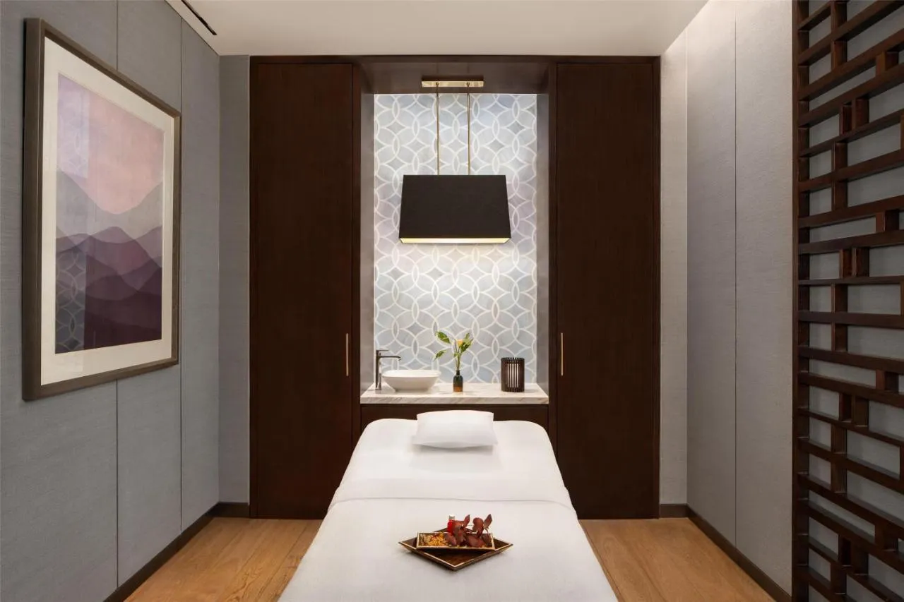 Park Hyatt Doha Hotel slide-3