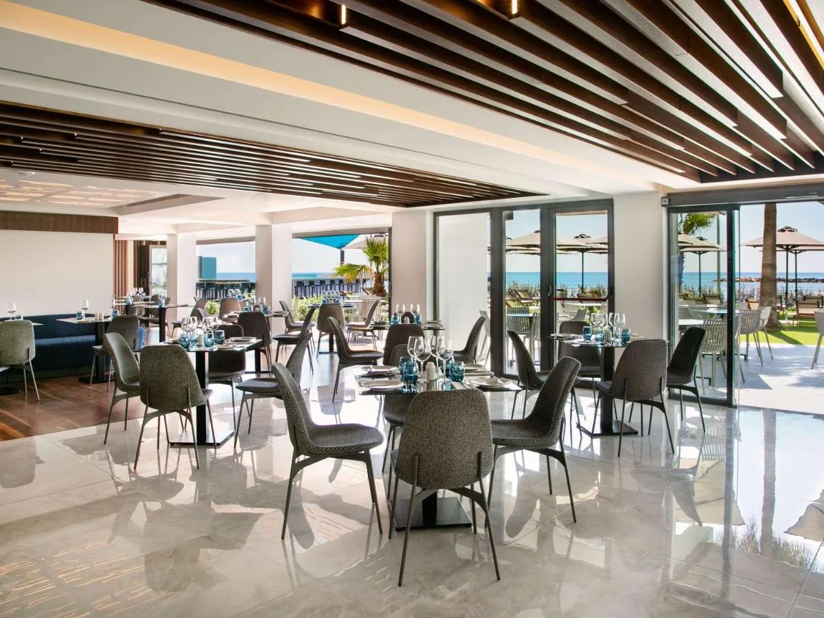 Mercure Cyprus hotel slide-3