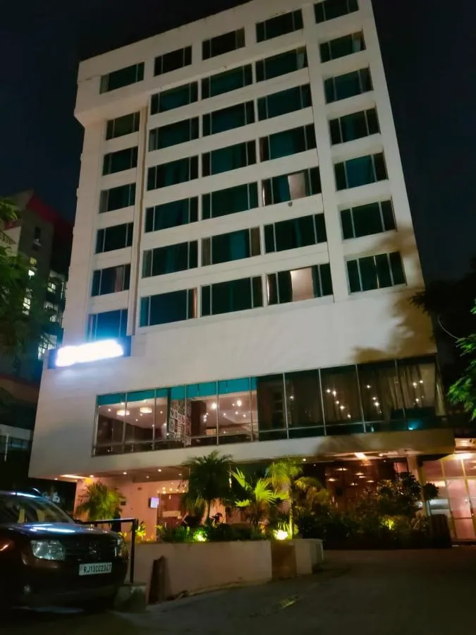 Royal Orchid Central Jaipur slide-5