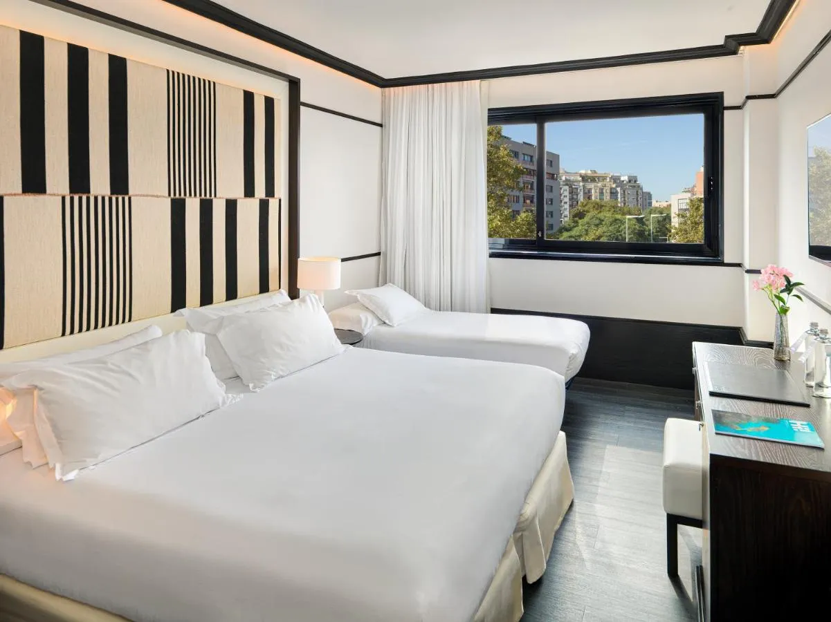 H10 Marina Barcelona-1