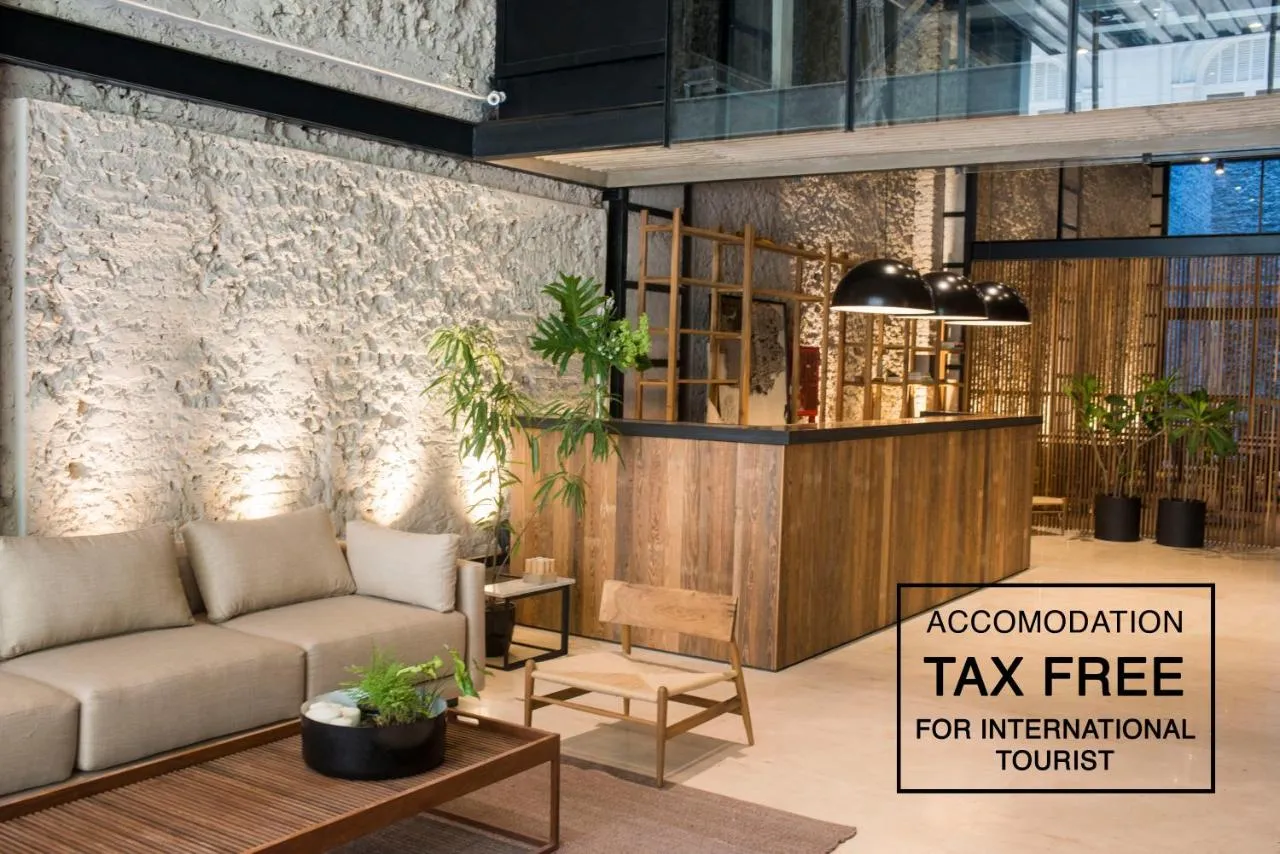 AQ Tailored Suites hotel slide-3