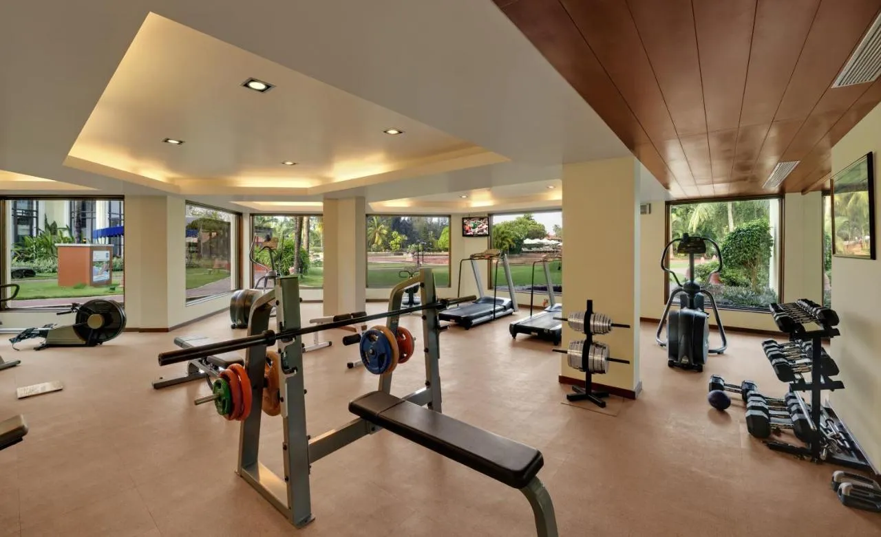 Kenilworth Resort Spa hotel slide-3