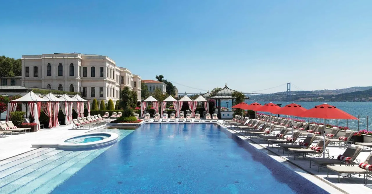 Four Seasons Bosphorus hotel slide-3