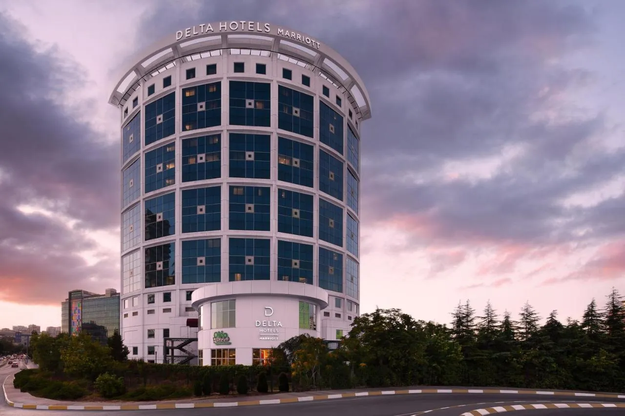 Courtyard Marriott Ist Int Air hotel slide-3