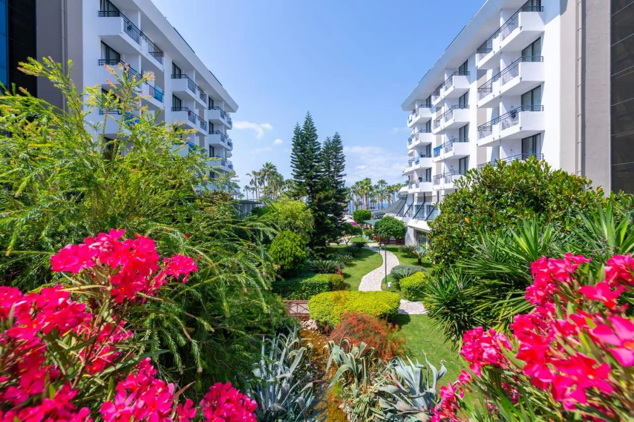 Meryan Antalya hotel slide-5