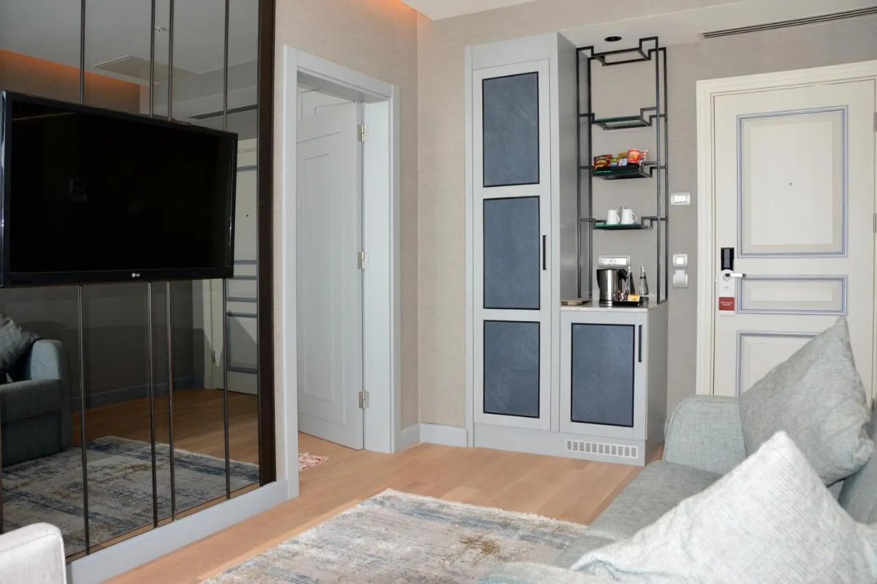CVK Hotels Taksim-2