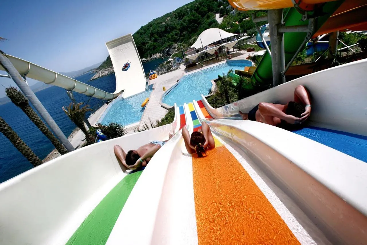 Pine Bay Holiday Resort-1
