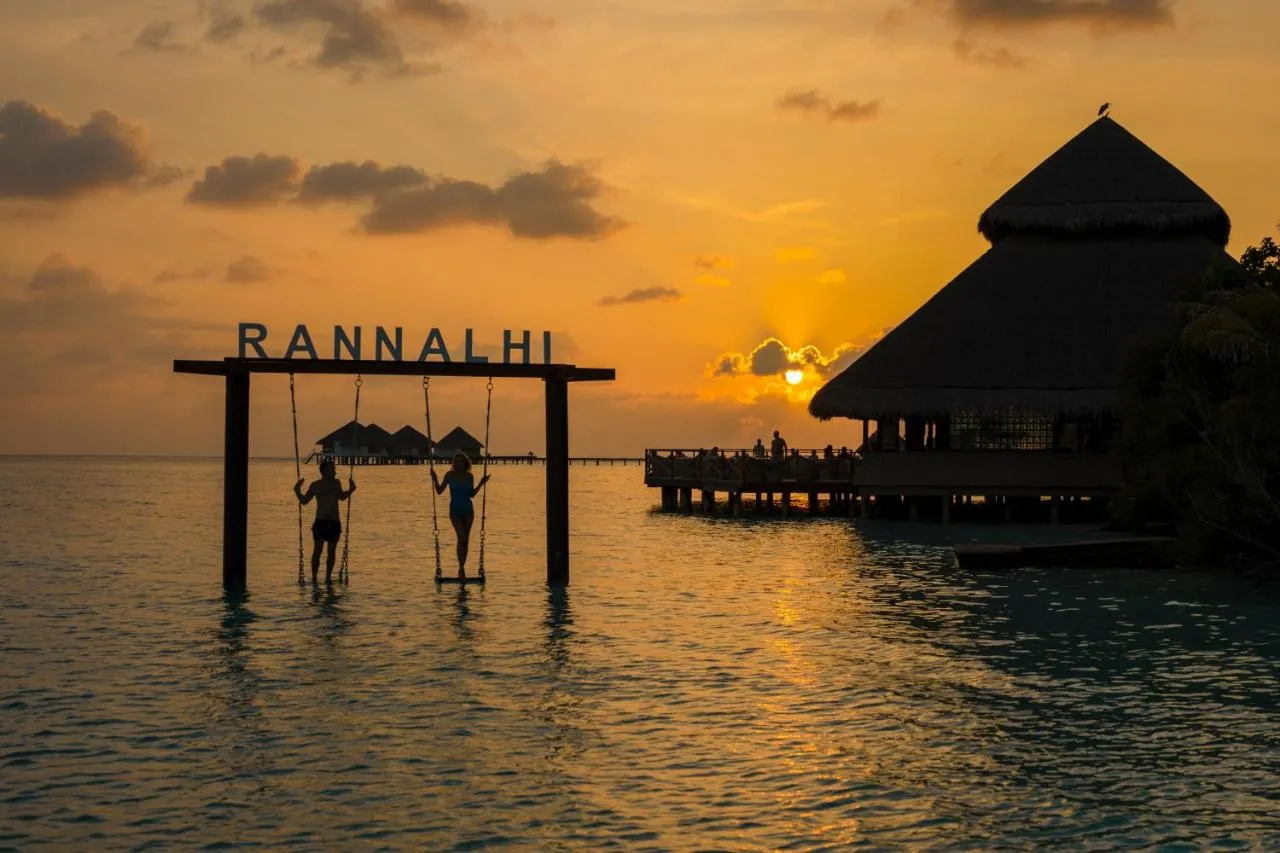 Adaaran Club Rannalhi slide-3
