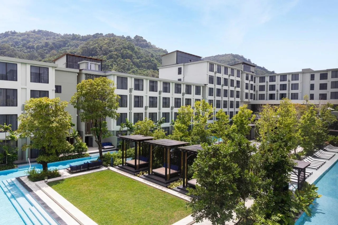 Four Points by Sheraton Phuket Patong Beach Resort-2