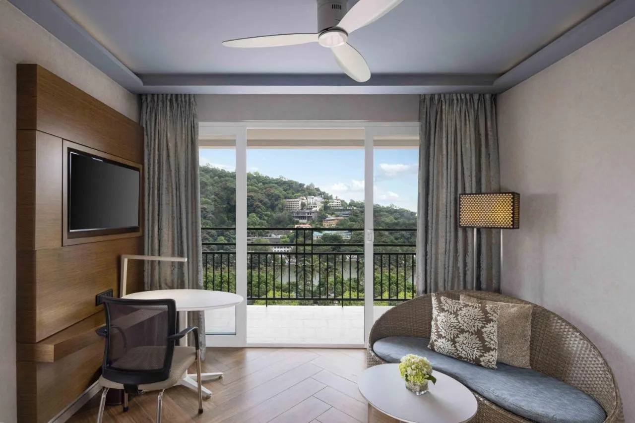 Radisson Hotel Kandy-2