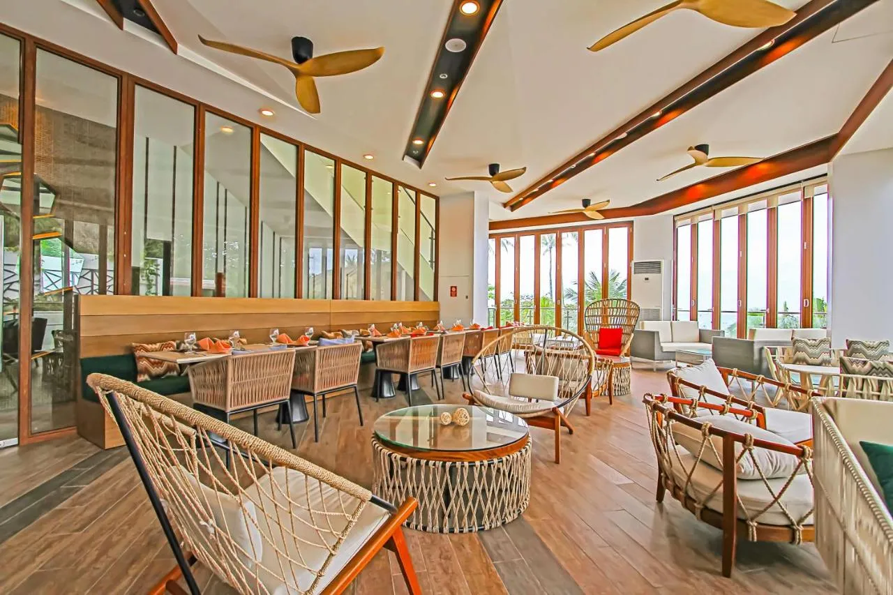 Best Western Plus The Ivywall Resort-Panglao slide-4