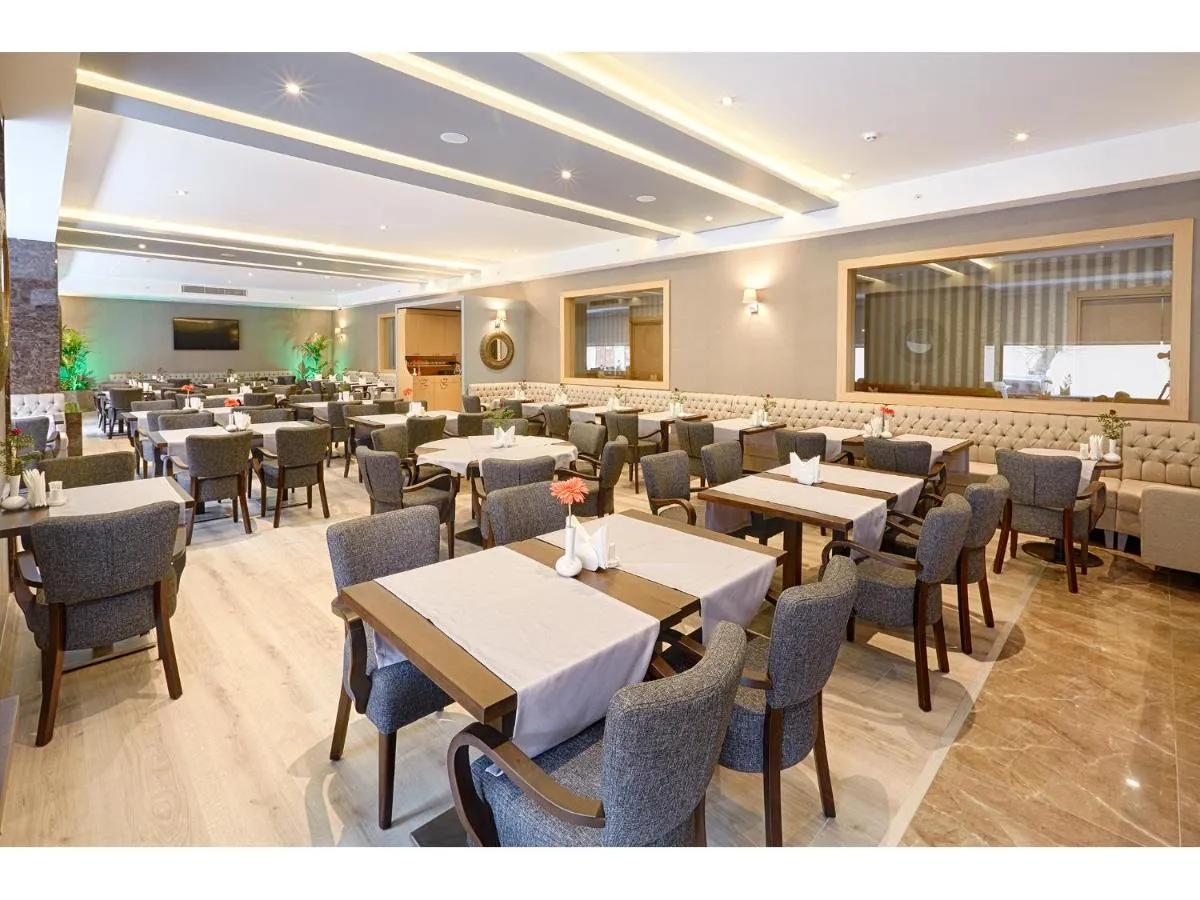 Kordon Hotel Cankaya slide-3