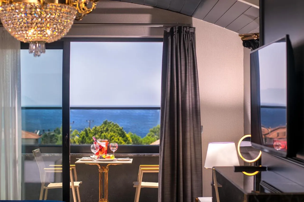 TNR Boutique Hotel & Spa slide-4