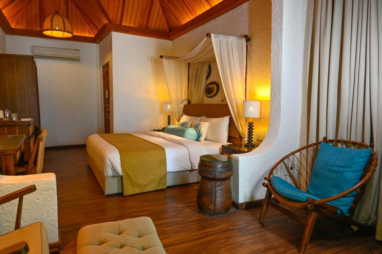 Makunudu Island Hotel-1