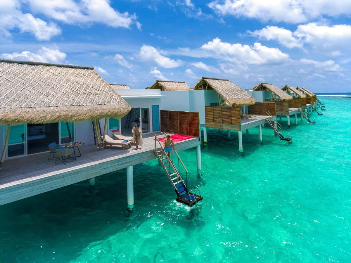 Emerald Maldives Resort & Spa hotel slide-3