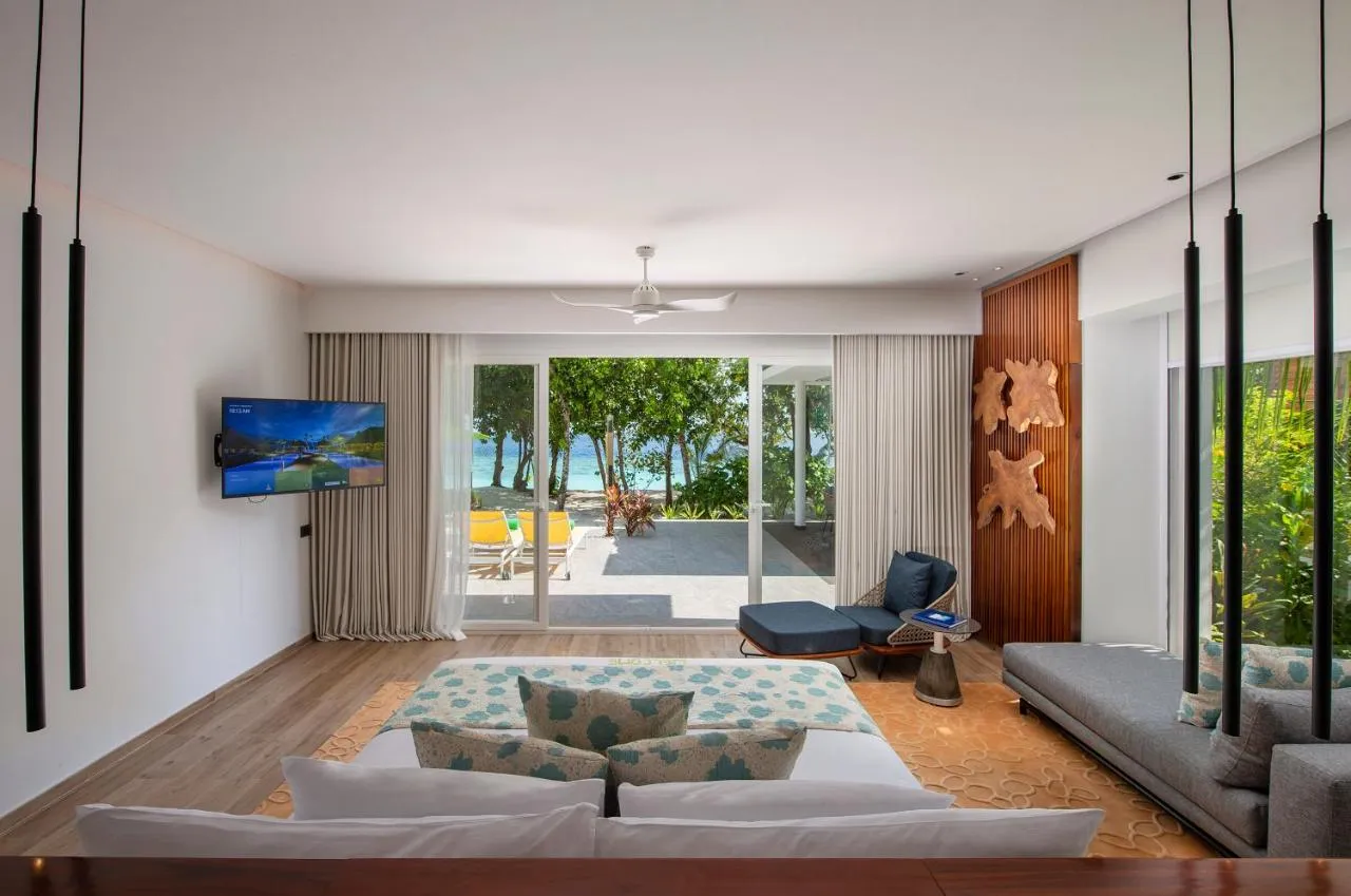Emerald Maldives Resort & Spa hotel-1
