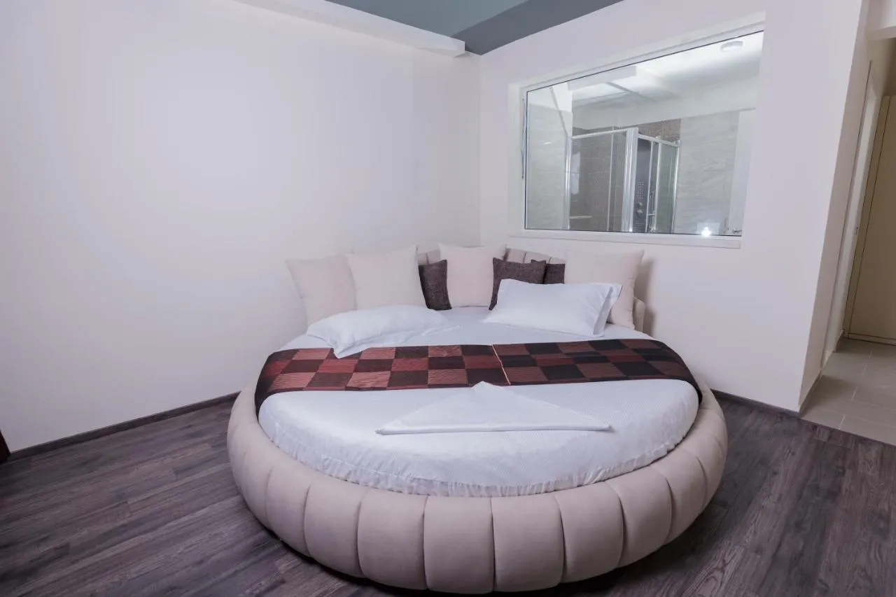 Hotel Picasso-1