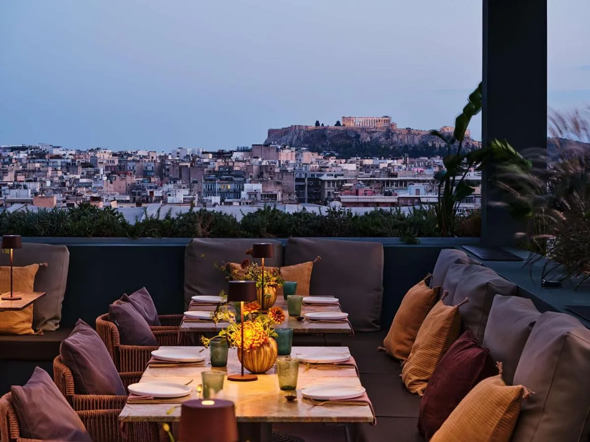 Radisson Blu Park Hotel Athens slide-4