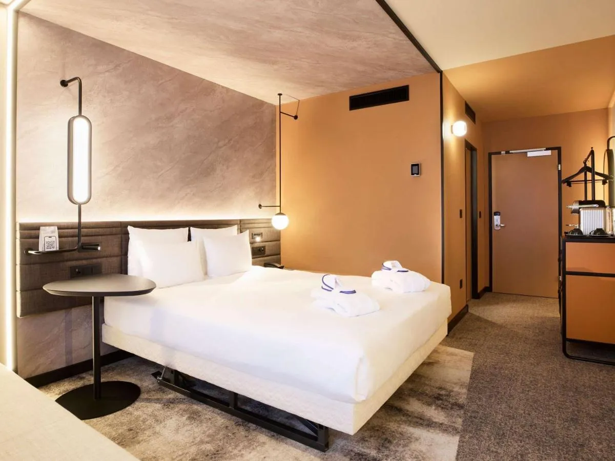 Novotel Zurich Airport Me-2