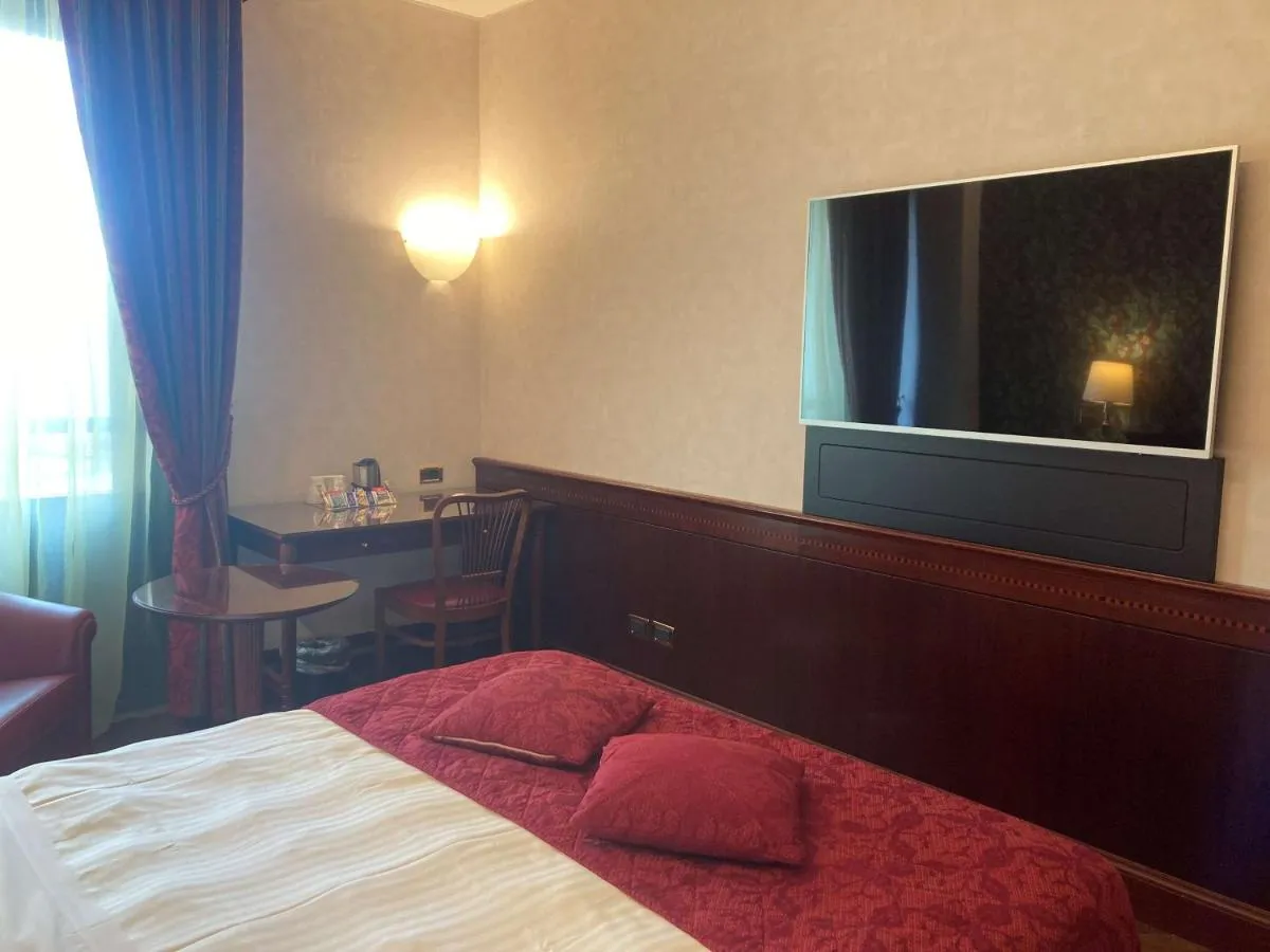 c-hotels Concorde slide-4