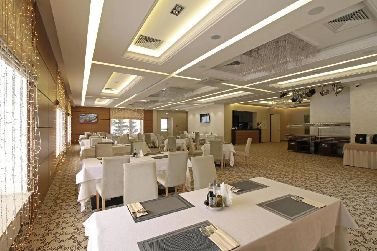 Admiral Hotel-1