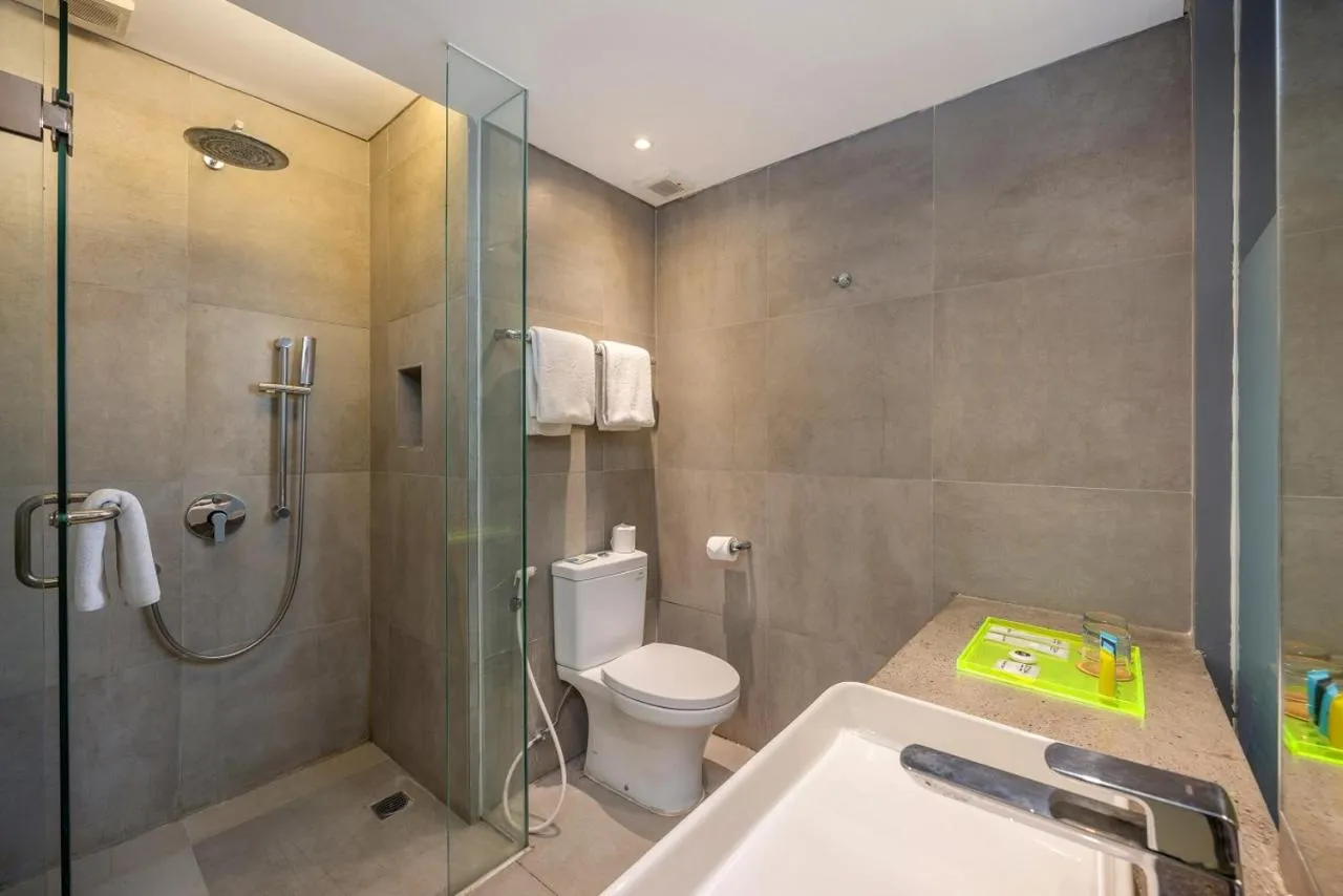 Sol House Bali Legian-2