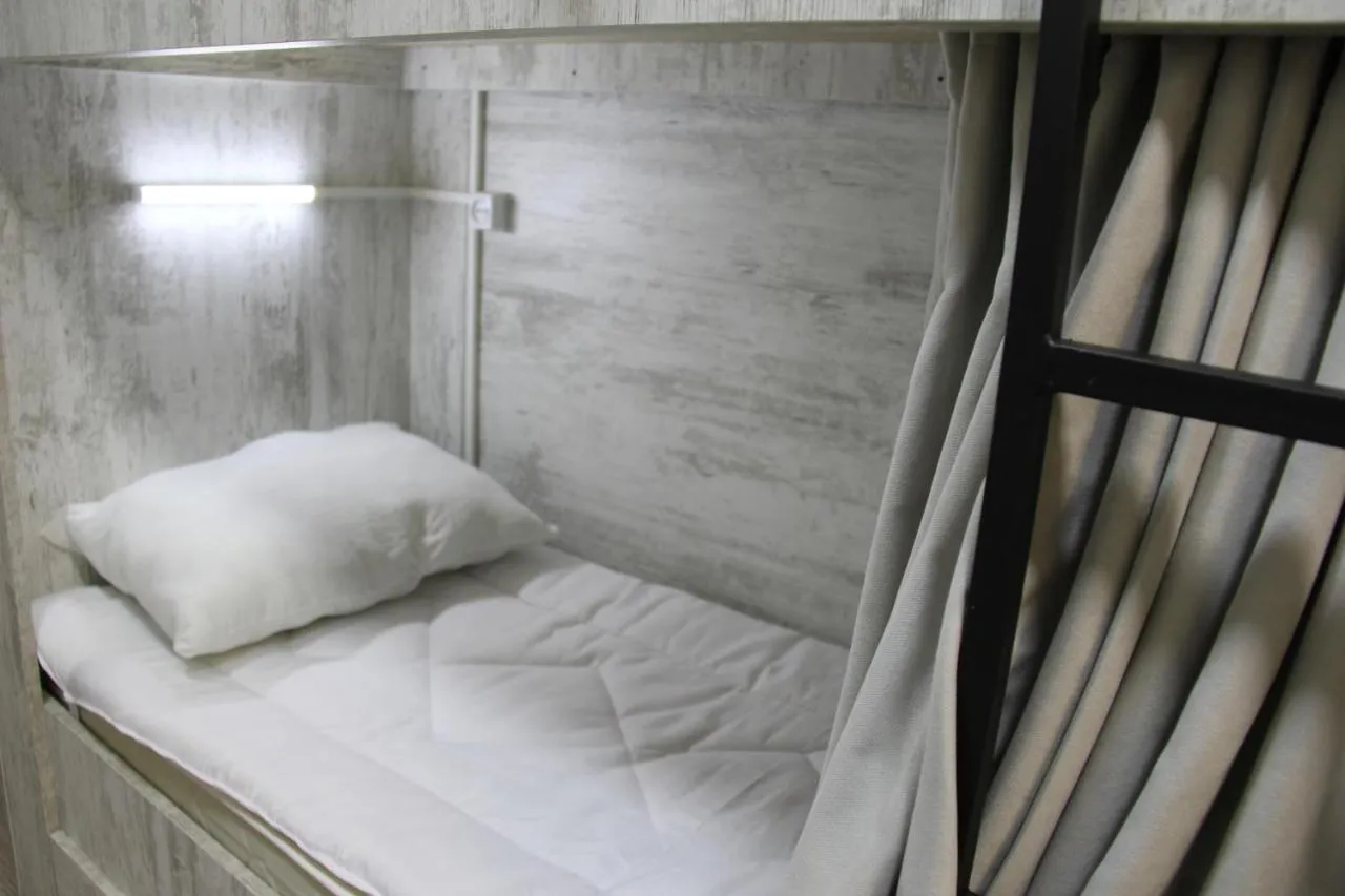 Blossom hostel slide-2