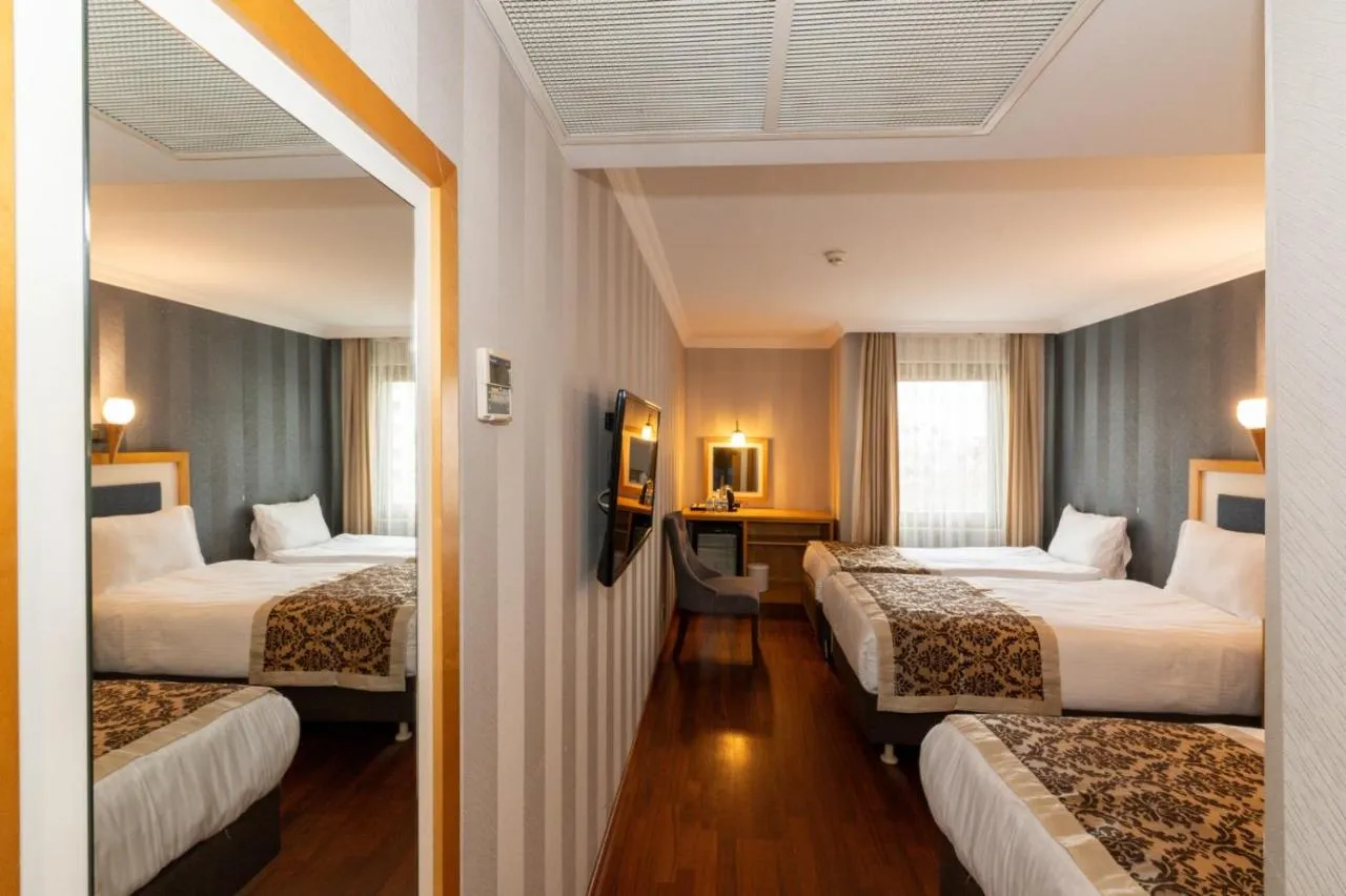 crestium hotel prave-1