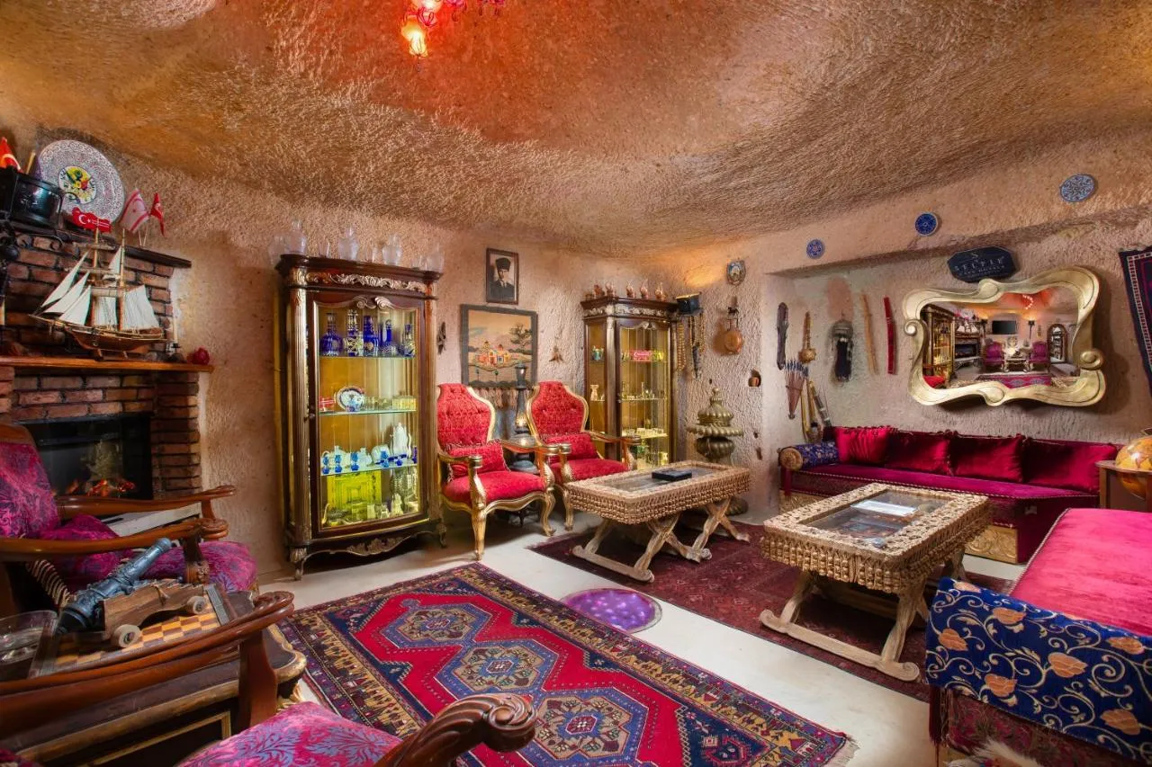 Cappadocia Fairy Chimneys Selfie Cave Hotels - Special Class slide-5